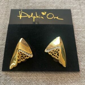Dolphin Ore Gold Earrings